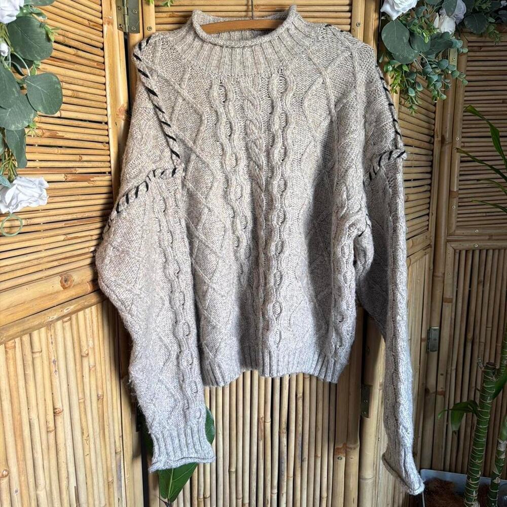Bobeau cream cable knit sweater